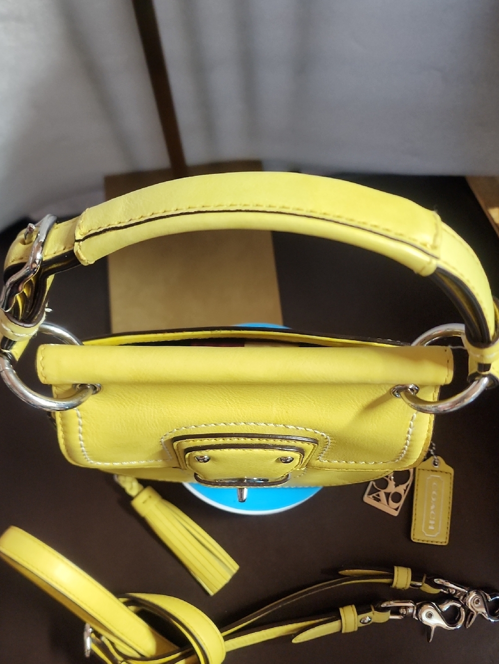 Coach 2012 Legacy Mini Willis Leather Carry/Crossbody 3 Hang Tags Euc - Picture 8 of 17